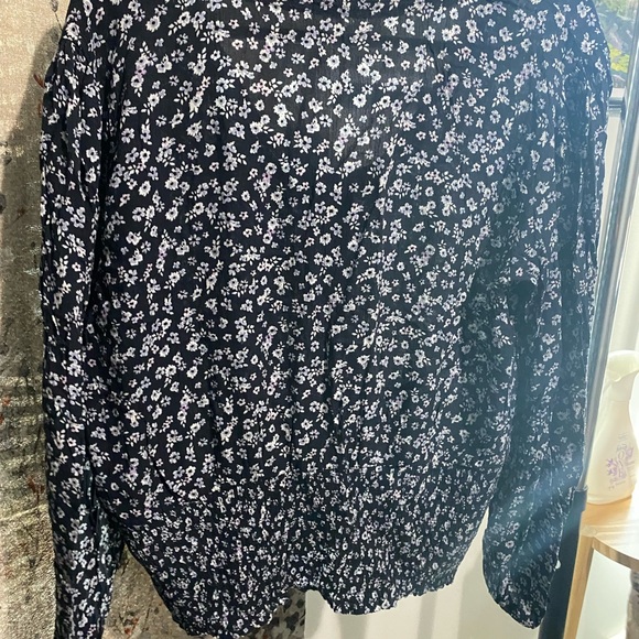 XL floral blouse - Picture 5 of 6
